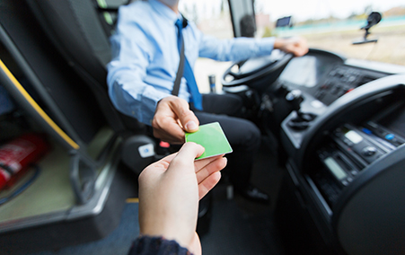 成功拿下35萬張駕駛員卡